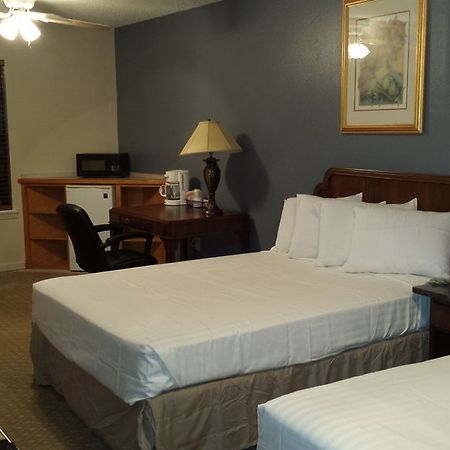 Four Horseman Travel Lodge Pilot Point Ngoại thất bức ảnh