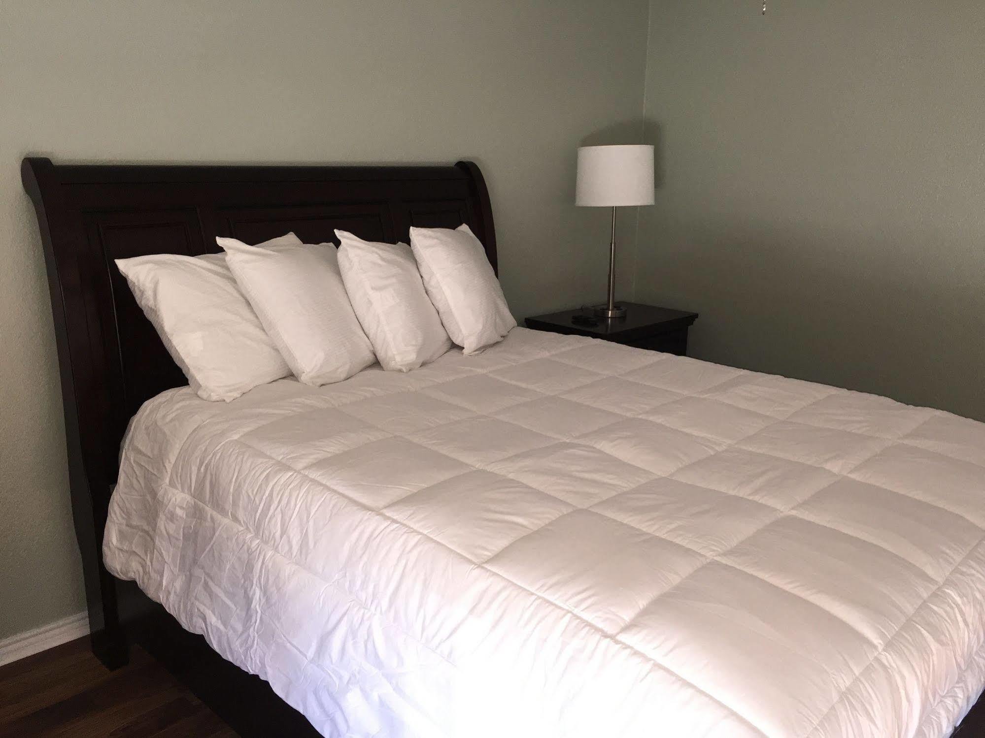 Four Horseman Travel Lodge Pilot Point Ngoại thất bức ảnh